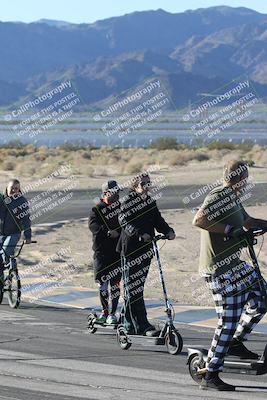 media/Jan-15-2026-Racers Edge (Thu) [[dfebeb70ab]]/1-Around the Pits-Track Walk/